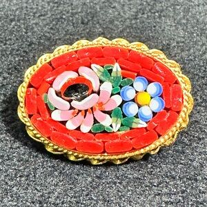 Vtg: Micro Mosaic Floral Accent Brooch